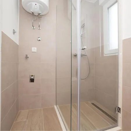 Two-bedroom In Appartement