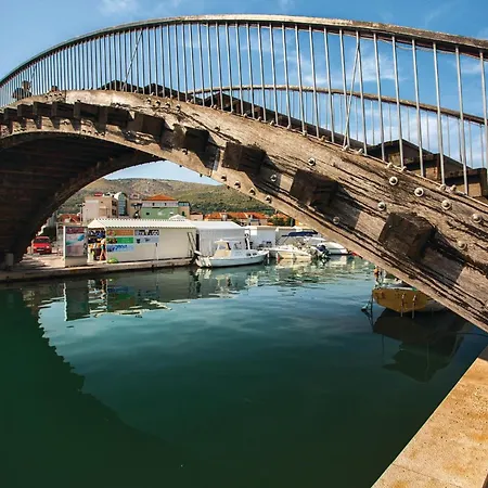 Apartment Lovely Apartment In Trogir With House Sea View
