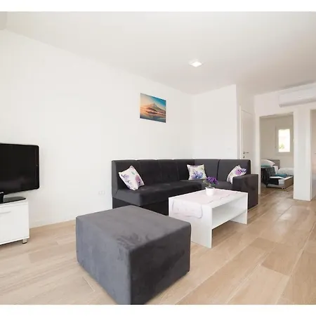 Two-bedroom In Apartman